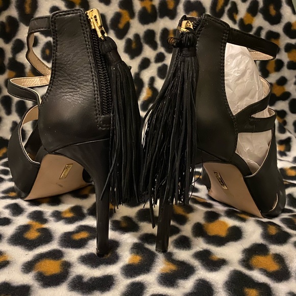 Say you love tassels, huh! Louise et Cie sz 10 - Picture 3 of 4